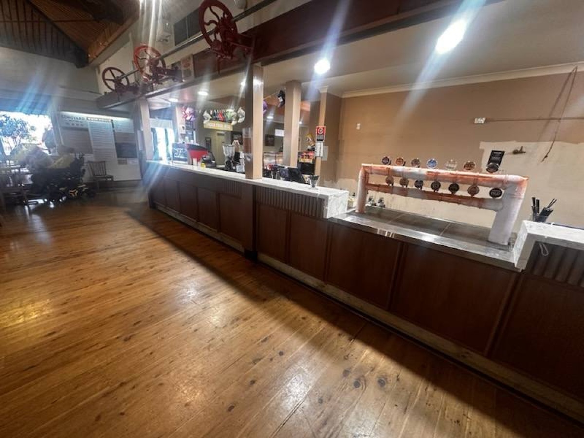 1751409125 tamworth joinery longyard 1