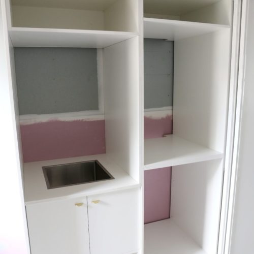 1676411984 inverell laundry basin