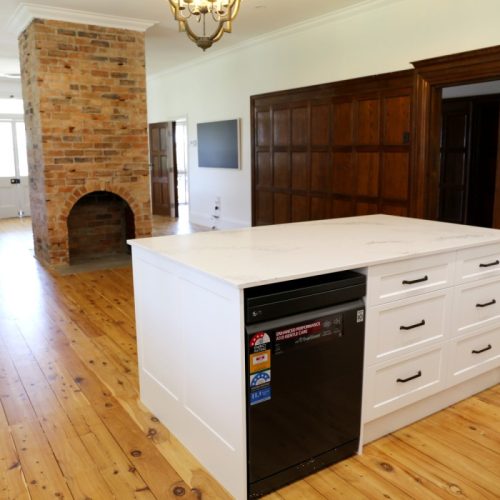 1676600560 inverell farmhouse kitchen 7