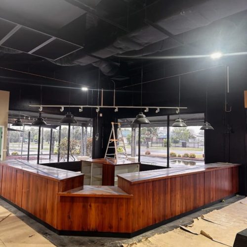 1728596195 shop fitout tamowrht (1)