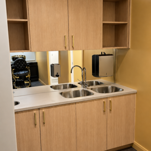 Golden barber Armidale clean up unit