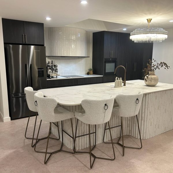 Kootingal Tamworth Kitchens - New Tops and Splashback kitchen and island bench